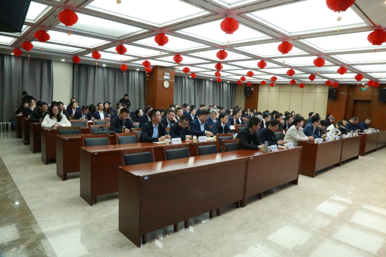 市工信局举办“产业+金融”深度融合政策宣讲会3.jpg